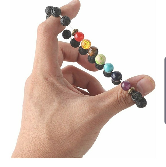 GREAT GIFT Rainbow 7 Chakra Stretch Bracelet - Picture 3 of 7